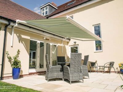 Retractable awning Camelford